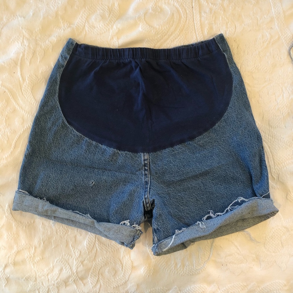 Vintage maternity cut off shorts